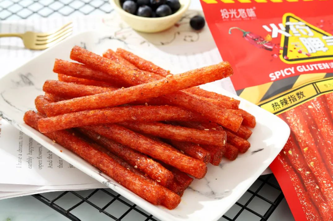 拾光悠味，拾光悠味官網(wǎng)，拾光悠味工廠，豆制品零食，網(wǎng)紅辣條，麻辣零食，網(wǎng)紅辣條代理，辣條品牌，手工辣條，休閑零食，休閑零食加盟